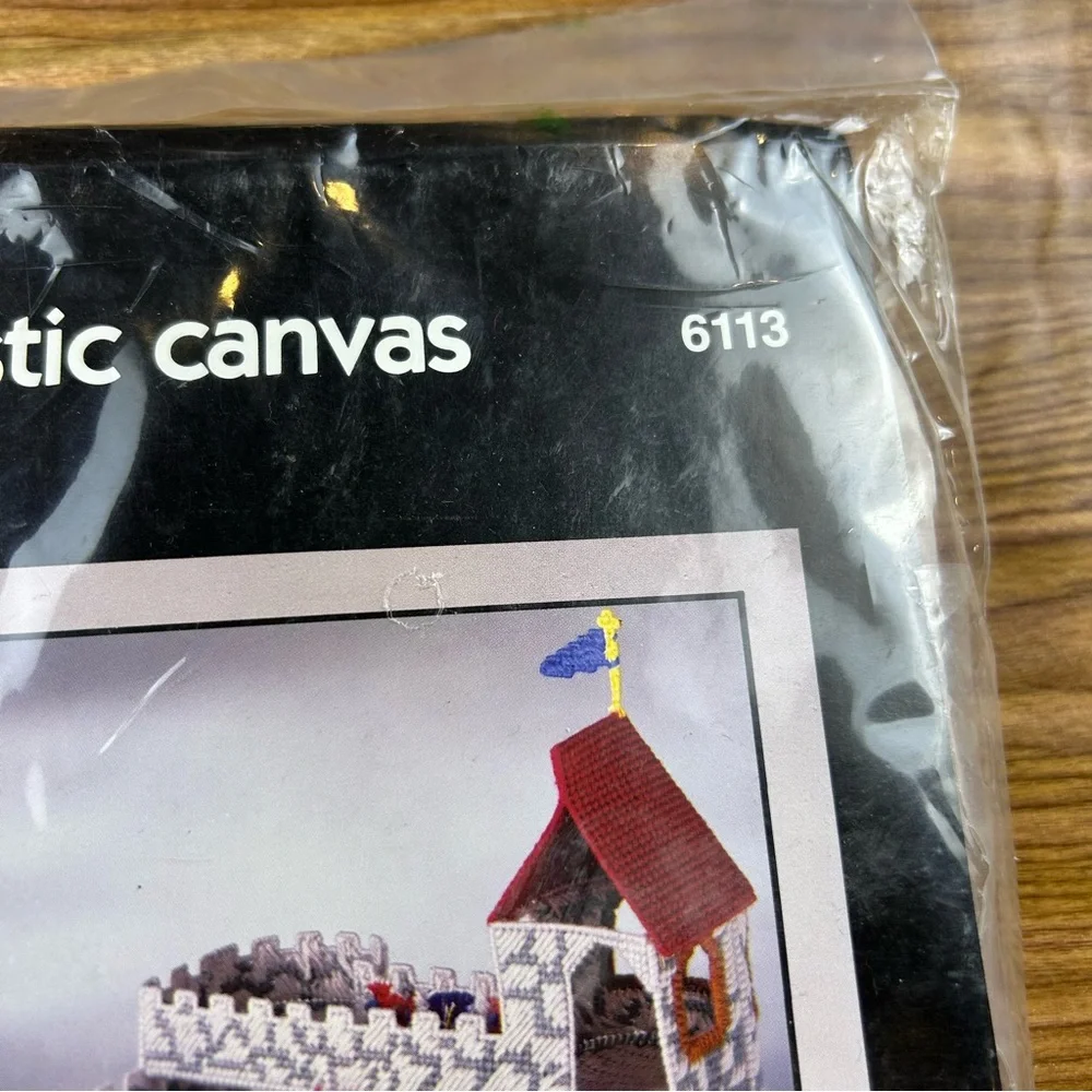 Vintage Bucilla Castle Playset Kit Plastic Canvas Needlepoint #6113 1994 NEW